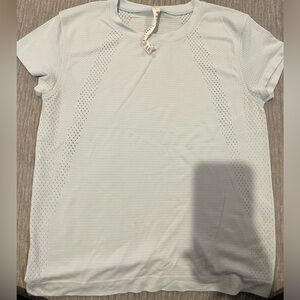 Lululemon top